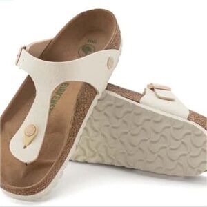 Birkenstock Gizeh Vegan Sandals- Canvas Eggshell